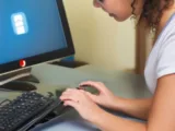 Jak używać komputera, aby zachować zdrowie